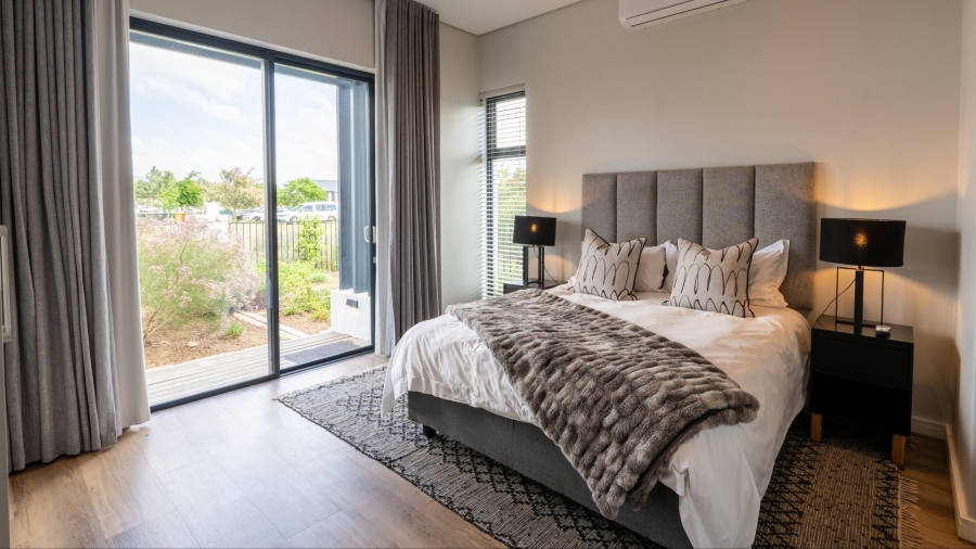 4 Bedroom Property for Sale in Pearl Valley at Val de Vie Western Cape